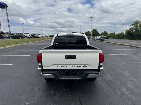 Used 2021 Toyota Tacoma SR5 image 4