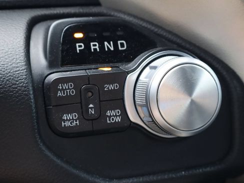 Used 2019 RAM 1500 Laramie AWD/4WD image 25