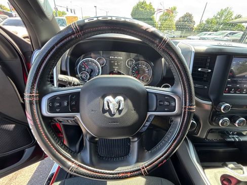 Used 2021 RAM 1500 Big Horn AWD/4WD image 15