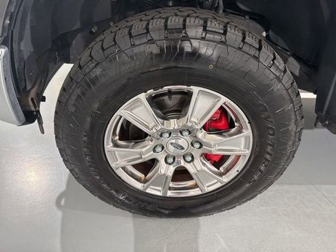 Used 2015 Ford F150 XLT w/ Equipment Group 301A Mid AWD/4WD image 5