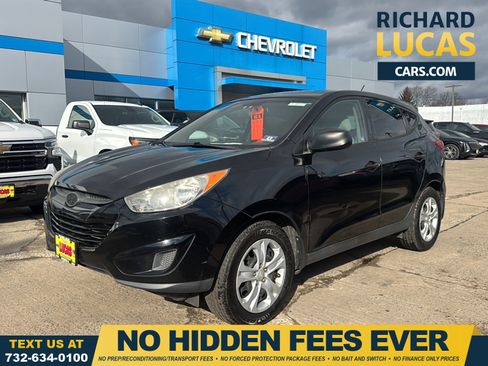 Used 2013 Hyundai Tucson GL image 1