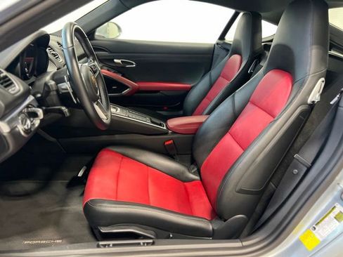 Used 2021 Porsche 718 Cayman S RWD image 22