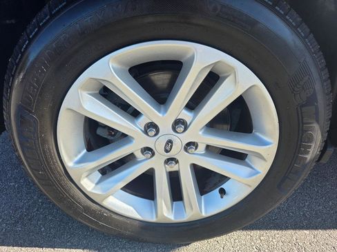 Used 2017 Ford Explorer FWD image 22