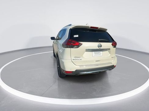 Used 2019 Nissan Rogue SL image 7