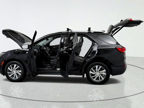 Used 2024 Chevrolet Equinox Premier AWD/4WD image 10