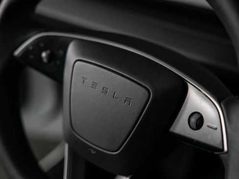 Used 2025 Tesla Model 3 RWD image 23