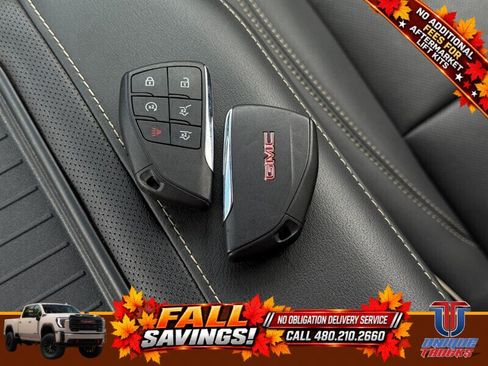 Used 2024 GMC Yukon XL SLT w/ SLT Luxury Package AWD/4WD image 34
