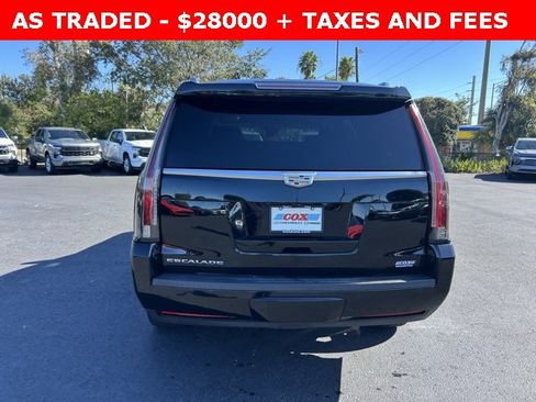 Used 2019 Cadillac Escalade Luxury image 5