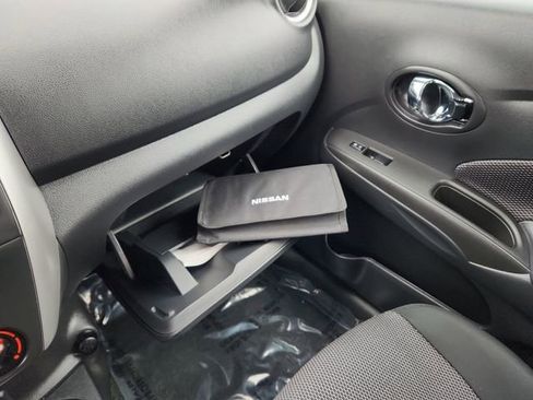 Used 2019 Nissan Versa SV image 43