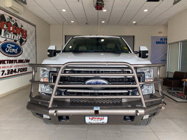 Used 2022 Ford F250 Lariat AWD/4WD image 2