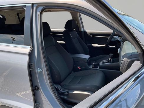 Certified 2025 Honda CR-V EX image 20