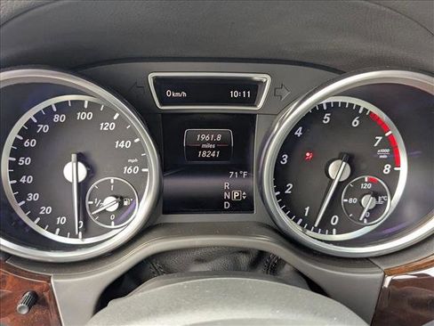 Used 2014 Mercedes-Benz GL 450 4MATIC image 11