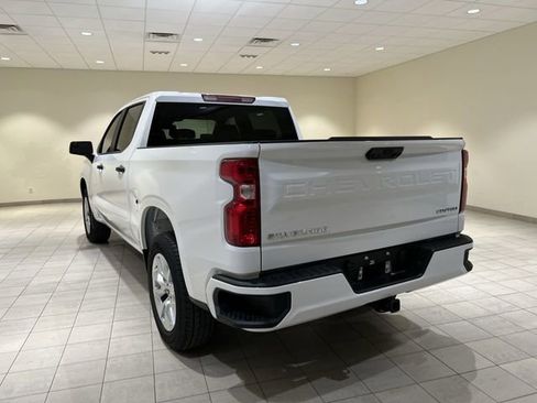 New 2026 Chevrolet Silverado 1500 Custom RWD image 3