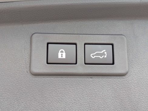 Certified 2025 Subaru Outback Limited image 14