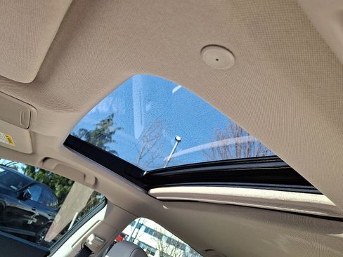 Used 2024 Honda Accord EX-L image 14