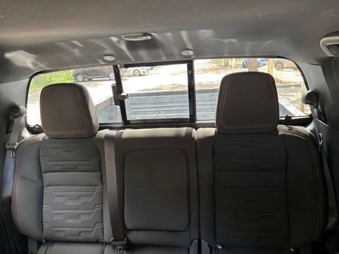 Used 2026 Nissan Frontier PRO-4X AWD/4WD image 38