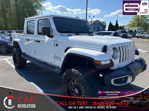 Used 2022 Jeep Gladiator Overland w/ Cold Weather Group AWD/4WD image 1