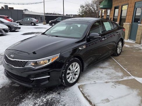 Used 2018 Kia Optima EX w/ Premium Package FWD image 1