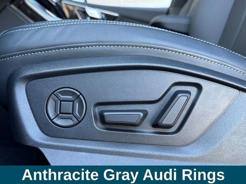 Used 2025 Audi Q7 3.0T Premium Plus image 19