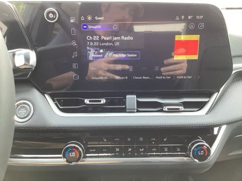 New 2026 Chevrolet Equinox LT w/ Convenience Package II image 38