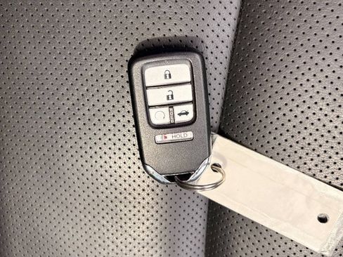 Used 2022 Honda Accord EX-L image 33