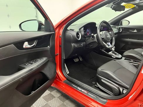 Used 2023 Kia Forte GT-Line w/ GT-Line Premium Package FWD image 16