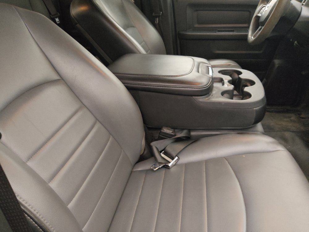 Used 2021 RAM 1500 Tradesman w/ Chrome Appearance Group AWD/4WD image 21
