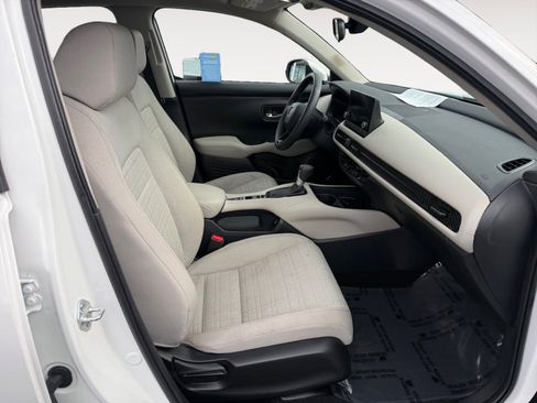 Certified 2025 Honda HR-V LX image 19