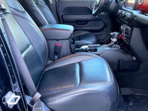 Used 2019 Jeep Wrangler Unlimited Rubicon AWD/4WD image 21