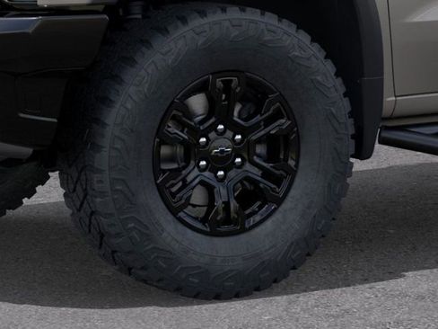New 2026 Chevrolet Silverado 1500 ZR2 w/ Dark Appearance Package AWD/4WD image 9