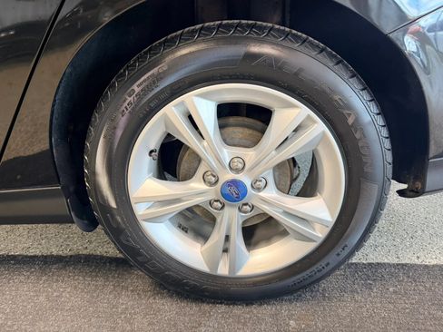 Used 2013 Ford Focus SE FWD image 13