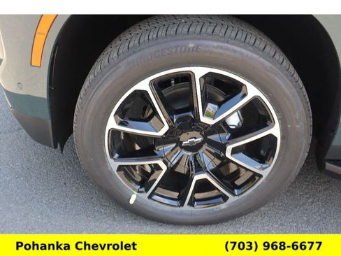 New 2026 Chevrolet Suburban RST AWD/4WD image 32