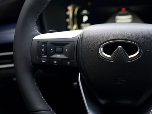 New 2026 INFINITI QX60 Sport image 10