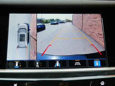 Used 2024 Cadillac XT5 Sportv w/ Technology Package AWD/4WD image 18