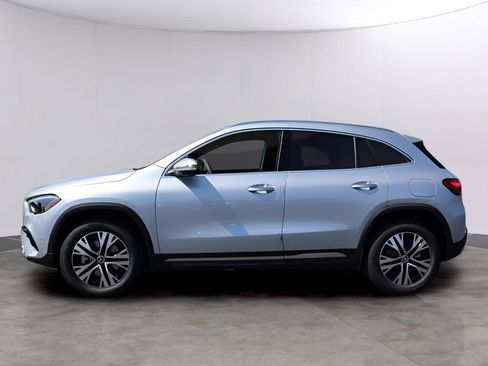 New 2026 Mercedes-Benz GLA 250 4MATIC image 3