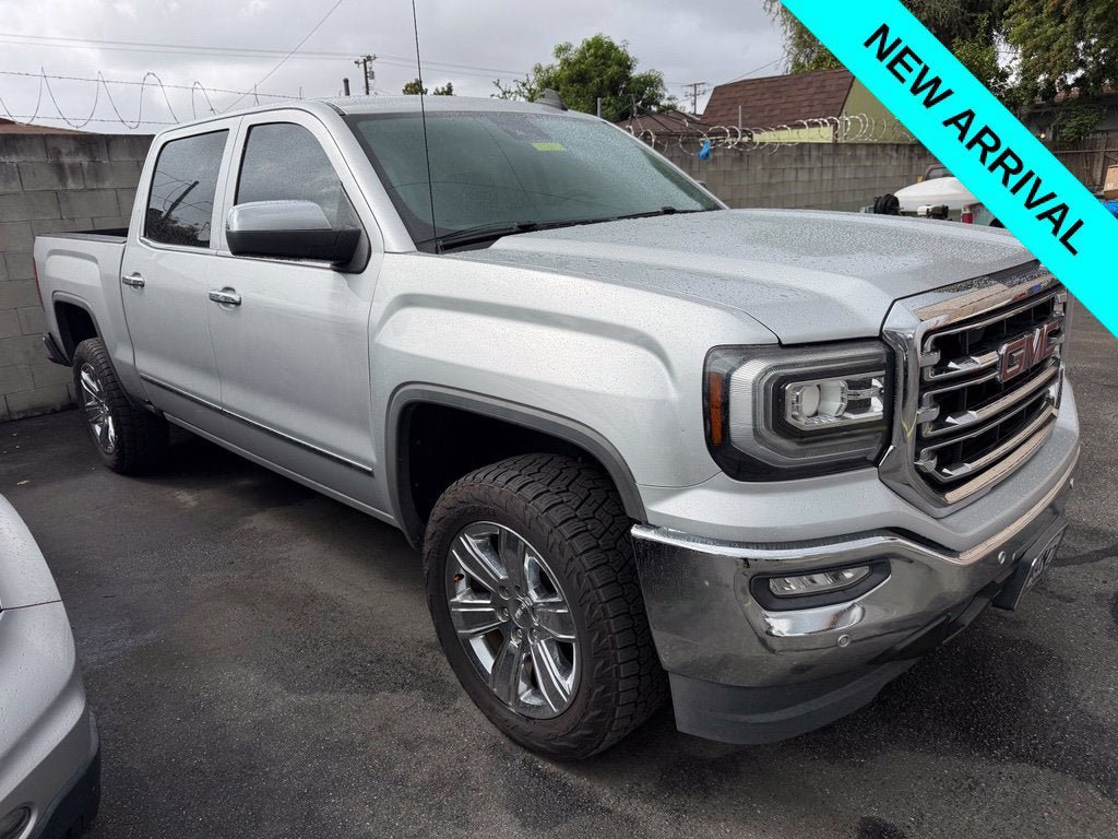 Used 2018 GMC Sierra 1500 SLT w/ Enhanced Driver Alert Package RWD image 2