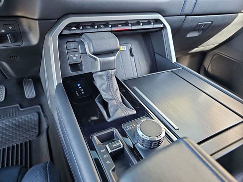 Certified 2023 Toyota Sequoia Platinum image 15