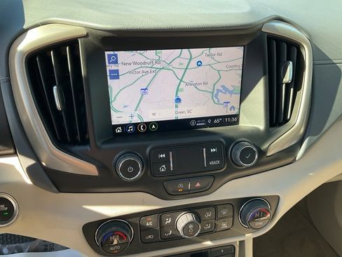 Used 2023 GMC Terrain Denali image 14