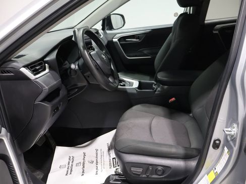 Used 2024 Toyota RAV4 XLE image 9