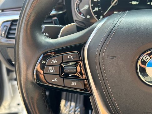 Used 2019 BMW 540i image 25