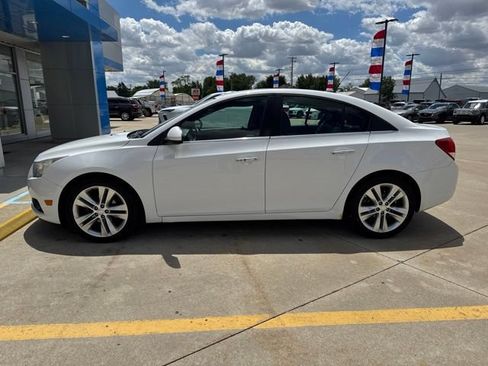 Used 2012 Chevrolet Cruze LTZ FWD image 2