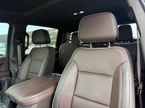 Used 2024 GMC Sierra 1500 Denali w/ Technology Package AWD/4WD image 22