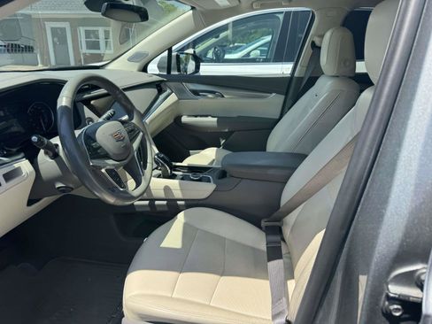Certified 2023 Cadillac XT5 Premium Luxury AWD/4WD image 10