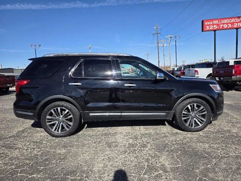 Used 2018 Ford Explorer Platinum image 8