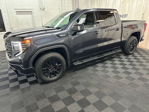 Used 2026 GMC Sierra 1500 Elevation w/ Elevation Premium Package AWD/4WD image 5