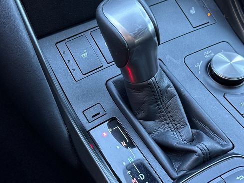 Certified 2025 Lexus IS 350 F Sport image 24