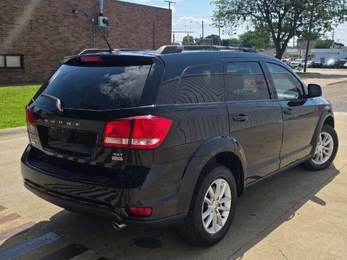 Used 2017 Dodge Journey SXT image 5