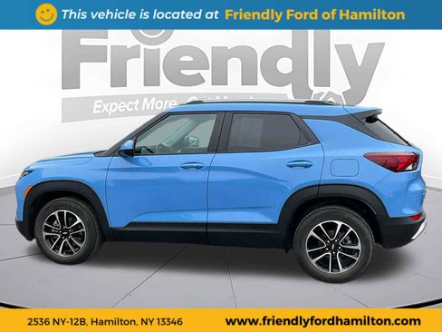 Used 2024 Chevrolet TrailBlazer LT w/ Convenience Package image 7