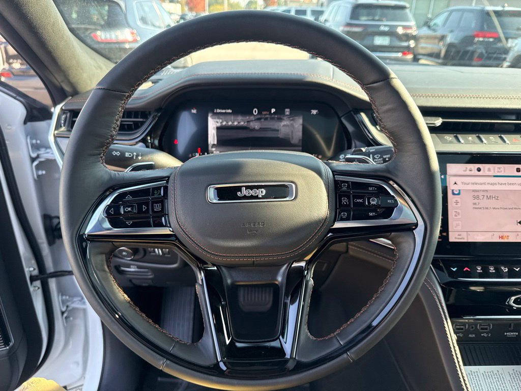 New 2027 Jeep Grand Cherokee Summit AWD/4WD image 10