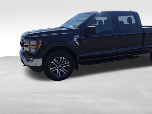 Used 2023 Ford F150 XLT w/ Equipment Group 301A Mid AWD/4WD image 4
